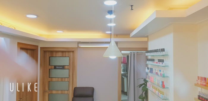 내부사진 9 아이래쉬 왁싱 여의도 미인케어 네일케어 속눈썹 페디큐어 속눈썹 연장 속눈썹 추천 속눈썹 영양제 속눈썹 영어로 속눈썹 붙이기 속눈썹 파마 속눈썹 길어지는법 속눈썹 추천