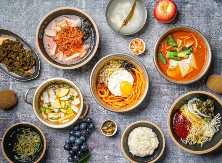 차림상 2 갓갈비 소갈비 돼지갈비 차돌박이 김치꽃삼겹 갈비살 보라매회식장소