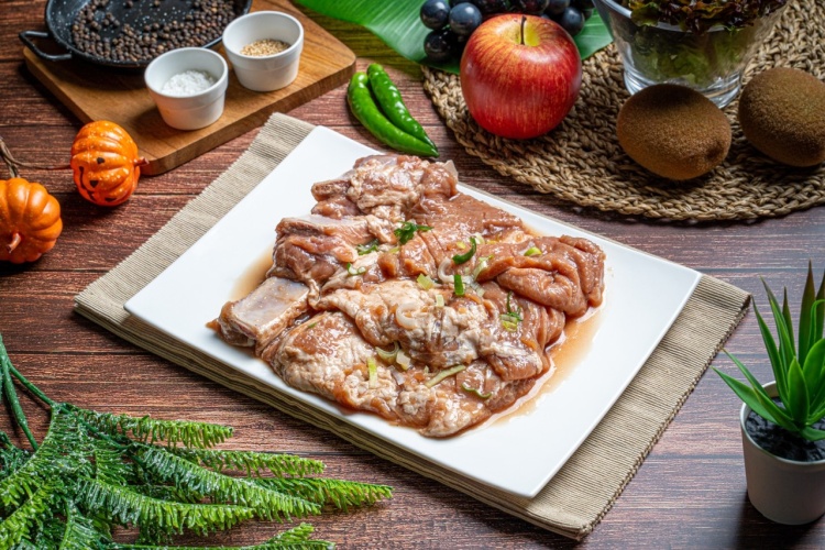 차림상 4 갓갈비 소갈비 돼지갈비 차돌박이 김치꽃삼겹 갈비살 보라매회식장소