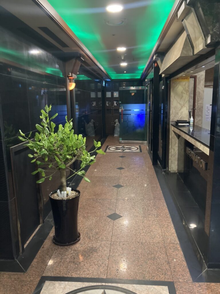 내부사진 12 일산하이킥 일산가라오케 일산셔츠룸 일산레깅스룸 일산비즈니스클럽 일산대형룸 일산노래광장 768x1025