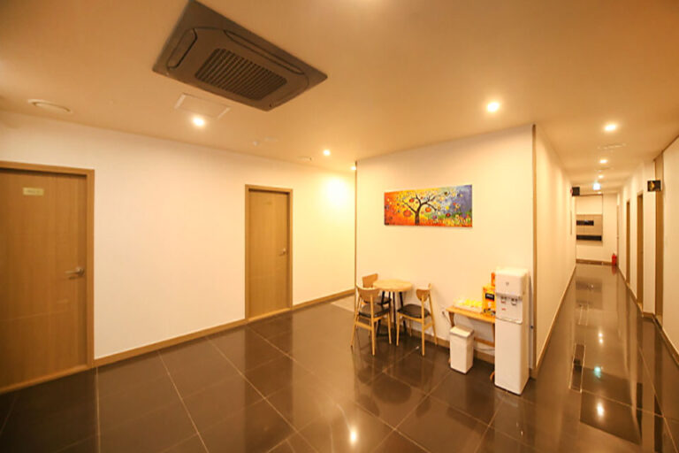 내부사진 3 꿀바디 대구마사지 마사지어플 마사지 경대병원역 중구마사지 대구아로마마사지 대구타이마사지 대구전신마사지 대봉동마사지 마사지 체어 마사지닷컴 768x512