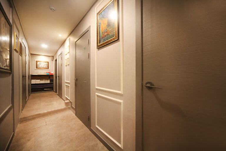 내부사진 아로마 스웨디시 영화 수원마사지 수원스웨디시 마사지 마사지어플 스웨디시 수원 스웨디시 마무리 수원 스웨디시 1인샵 768x512