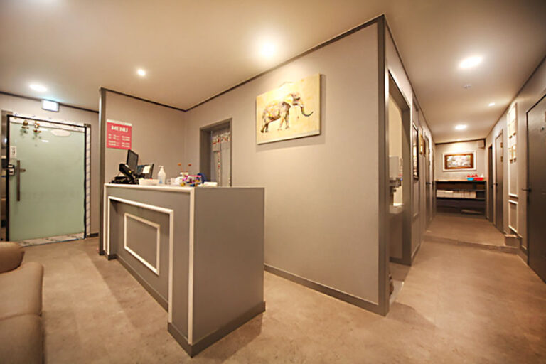 내부사진 아로마 스웨디시 영화 영화동 마사지 잘 하는곳 영화동마사지 영화동스웨디시 마사지샵 수원 마사지 후기 수원 마사지 마무리 768x512