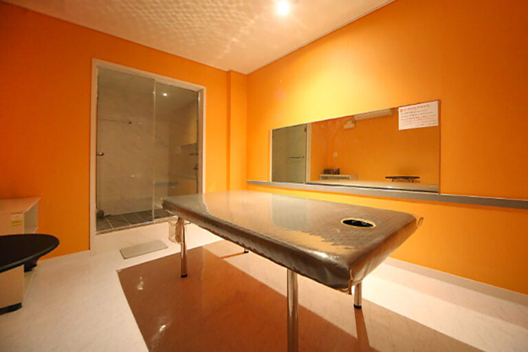 내부사진 꽃테라피 성정 두정역 스웨디시 두정역 마사지 마사지 스웨디시 천안시 스웨디시 프로필 768x512